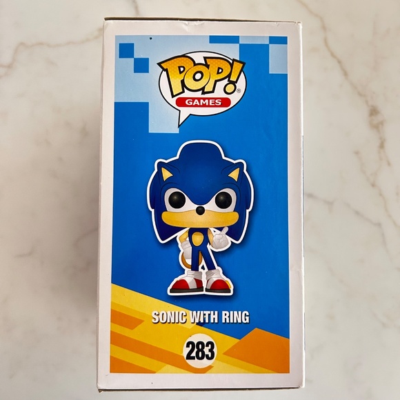 Funko Pop Games: Sonic the Hedgehog - Sonic with Ring #283 - NIB - Picture 4 of 6